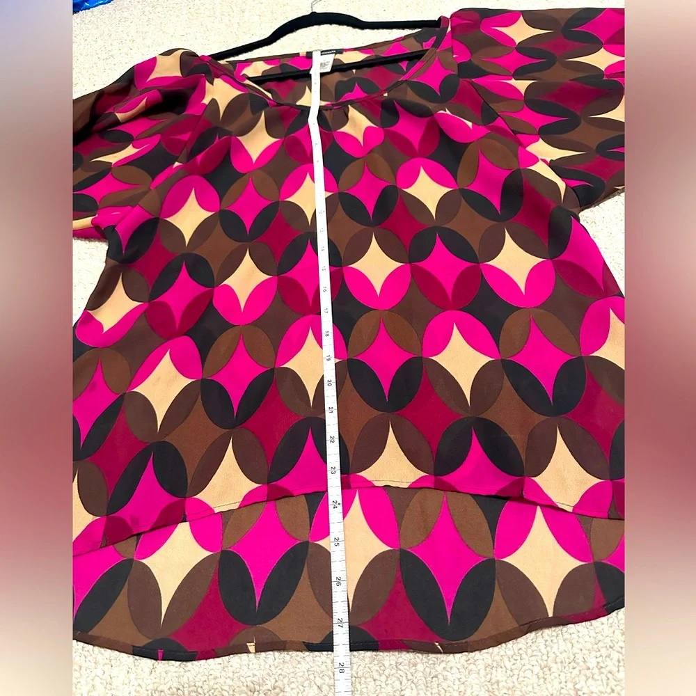 Fashionista vibrant pink top - Picture 2 of 4